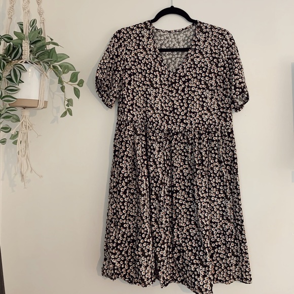 Floral print dress🌼 - Picture 1 of 2